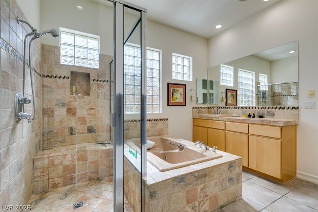51 East Braelinn Drive, Henderson, NV 89052