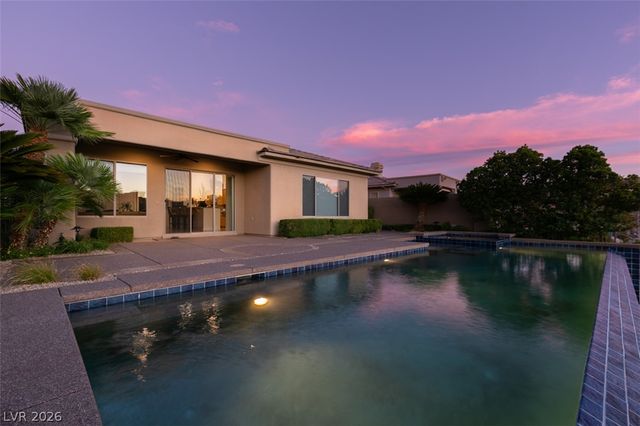 51 East Braelinn Drive, Henderson, NV 89052