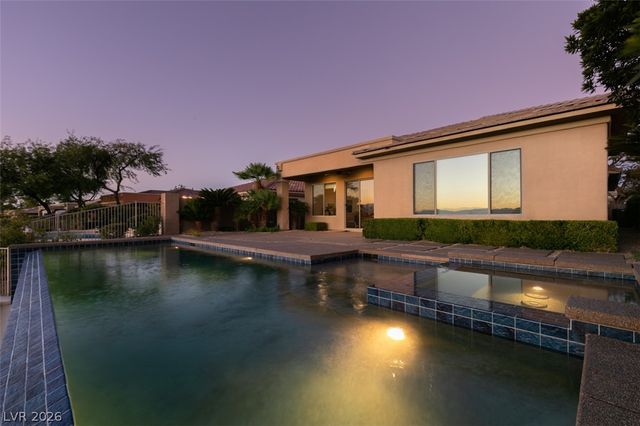 51 East Braelinn Drive, Henderson, NV 89052