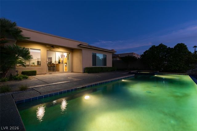 51 East Braelinn Drive, Henderson, NV 89052