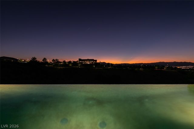 51 East Braelinn Drive, Henderson, NV 89052