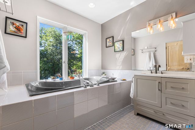 1 Eagles Nest Drive, Sherman, CT 06784