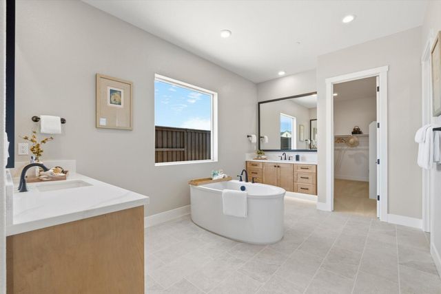 775 Tall Oak Dr, Bickford Ranch, CA 95648