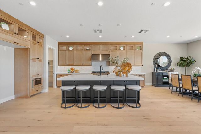 775 Tall Oak Dr, Bickford Ranch, CA 95648