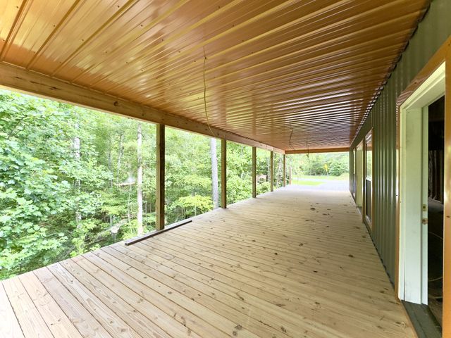 3023 Pickett Park Hwy, Jamestown, TN 38556