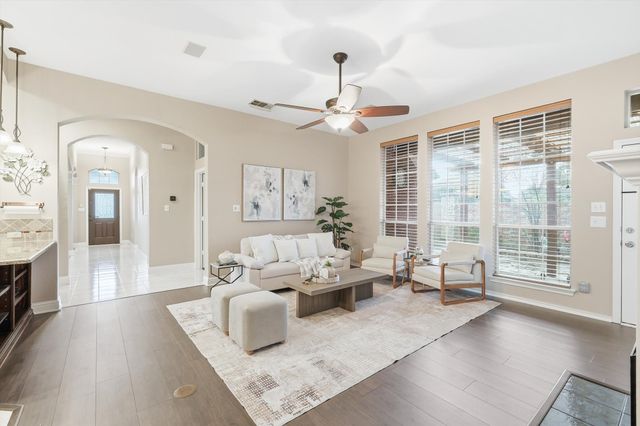 6940 Barbican Drive, Plano, TX 75023