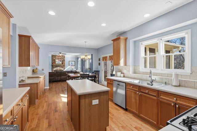 175 Gellmore Lane, Acworth, GA 30101