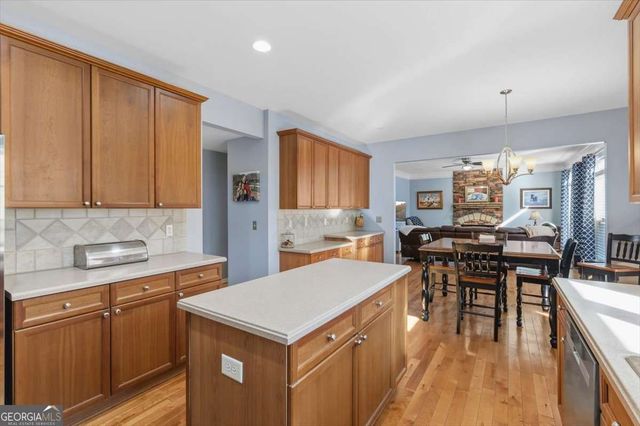 175 Gellmore Lane, Acworth, GA 30101