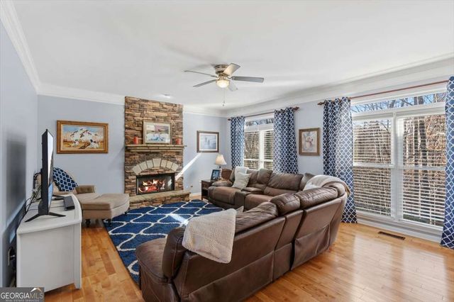 175 Gellmore Lane, Acworth, GA 30101