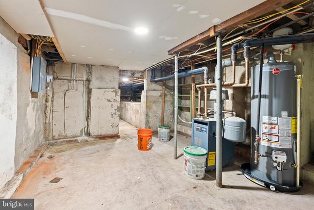 1136 CARROLL ST, Baltimore, MD 21230