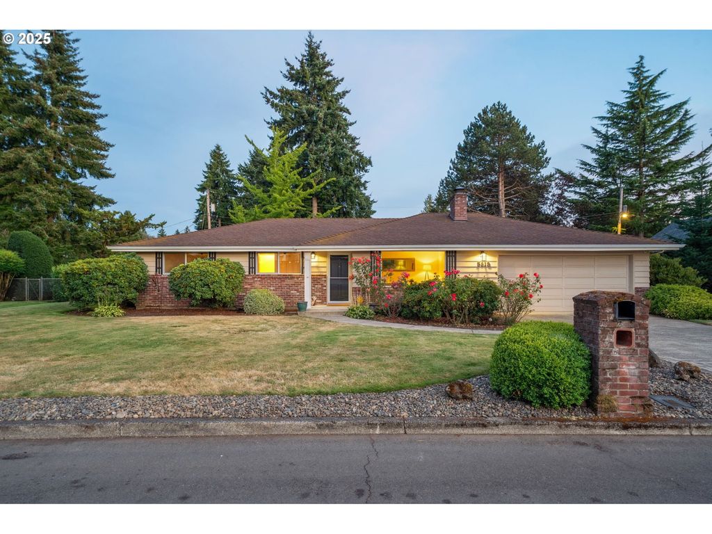 5813 MONTANA Ln, Vancouver, WA 98661