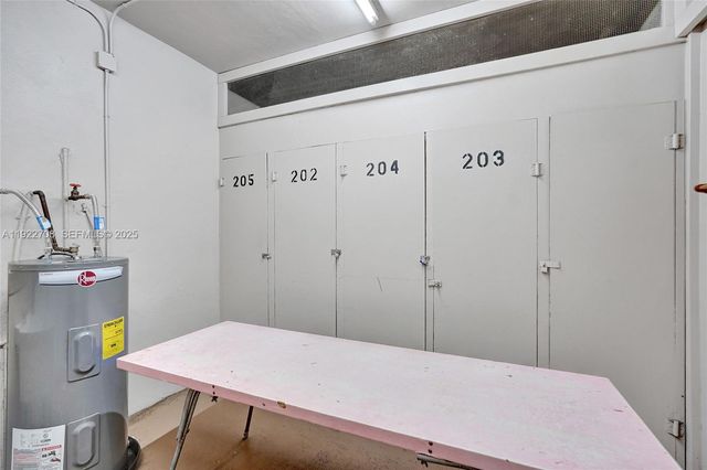 2441 SW 82nd Ave 205, Davie, FL 33324