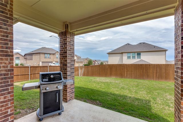 8916 Copper Crossing Drive, Fort Worth, TX 76131