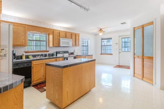 483 Riverside Drive, Palacios, TX 77465