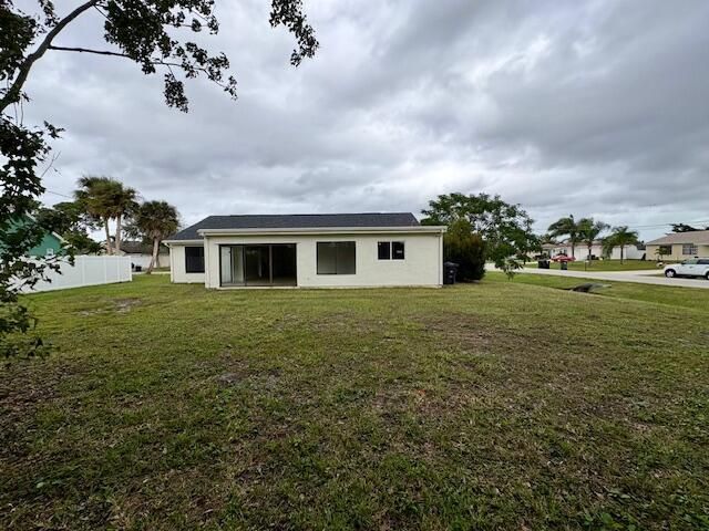 2101 SE Holland Street, Port St Lucie, FL 34952