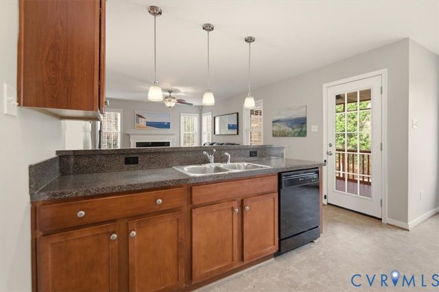 11624 St Audries Dr, Chesterfield, VA 23838