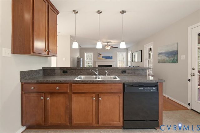 11624 St Audries Dr, Chesterfield, VA 23838