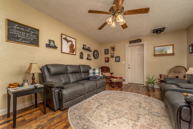 970 Trumbo Road, Olive Hill, KY 41164