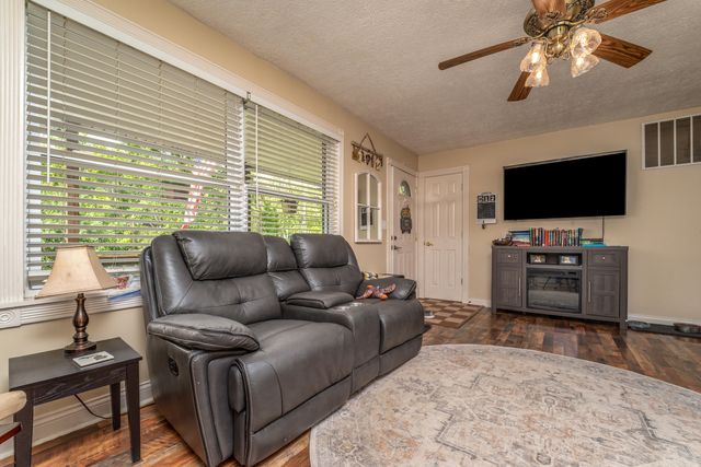 970 Trumbo Road, Olive Hill, KY 41164