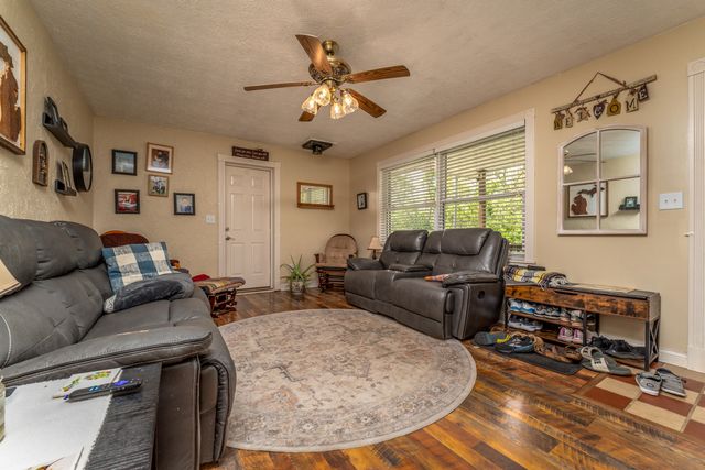 970 Trumbo Road, Olive Hill, KY 41164