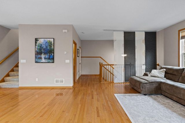1780 Riverside Drive, Shakopee, MN 55379
