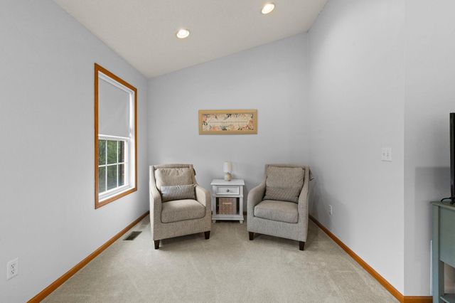 1780 Riverside Drive, Shakopee, MN 55379