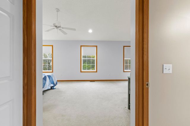 1780 Riverside Drive, Shakopee, MN 55379