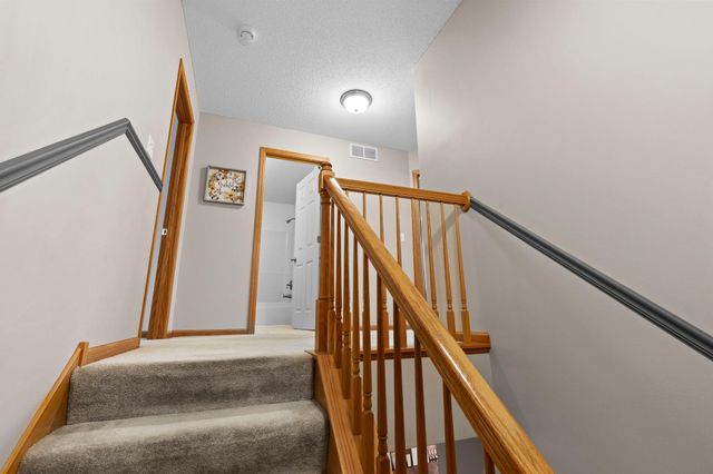 1780 Riverside Drive, Shakopee, MN 55379