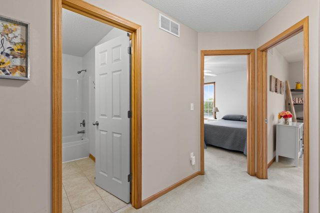 1780 Riverside Drive, Shakopee, MN 55379