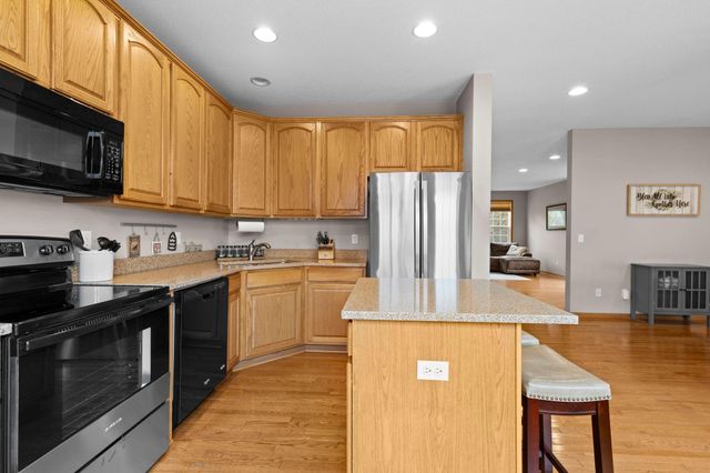 1780 Riverside Drive, Shakopee, MN 55379