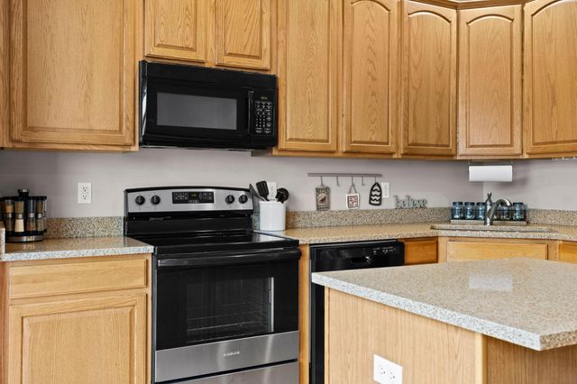 1780 Riverside Drive, Shakopee, MN 55379