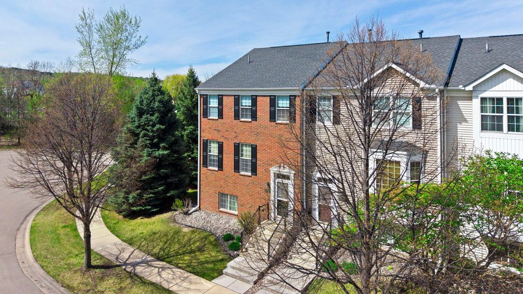 1780 Riverside Drive, Shakopee, MN 55379