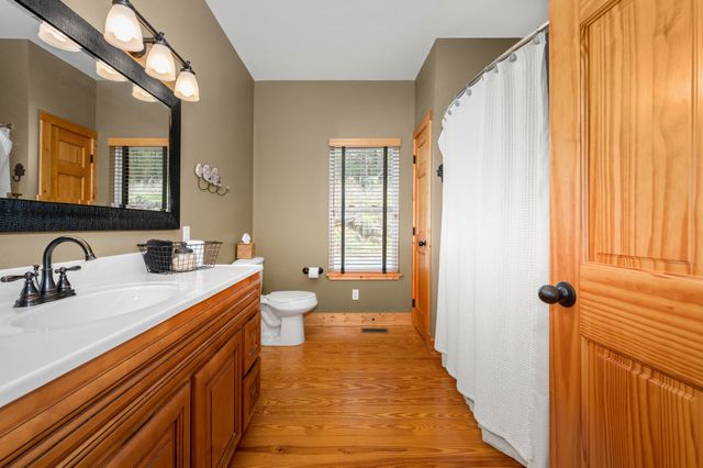 929 Old Casey Cove Rd, Smithville, TN 37166