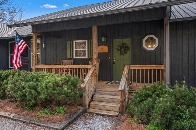 929 Old Casey Cove Rd, Smithville, TN 37166