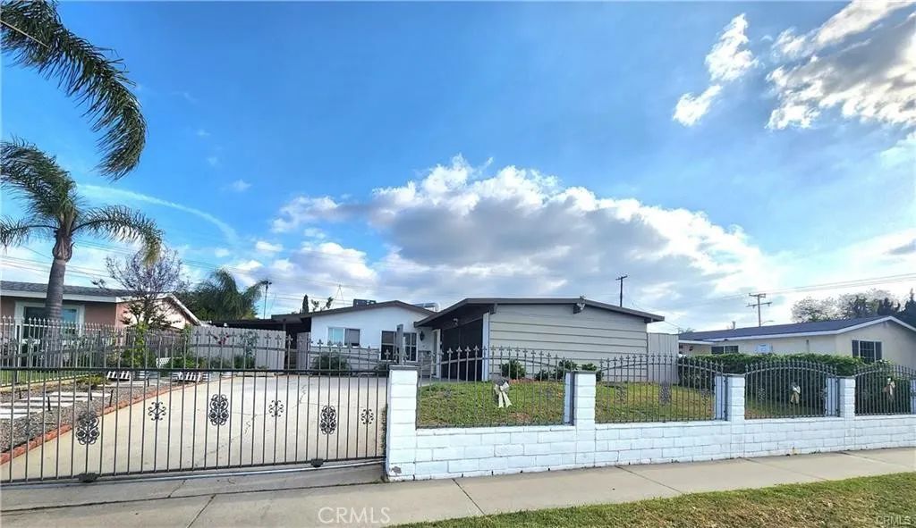 18214 Los Palacios, Rowland Heights, CA 91748