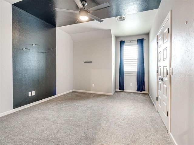 8201 Crew Lane, Edmond, OK 73034