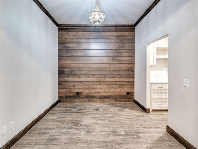 8201 Crew Lane, Edmond, OK 73034