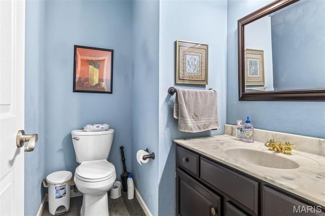 10 Crystal Lake Court, Festus, MO 63028