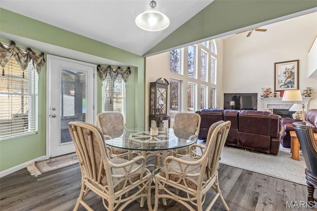 10 Crystal Lake Court, Festus, MO 63028