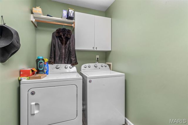 10 Crystal Lake Court, Festus, MO 63028