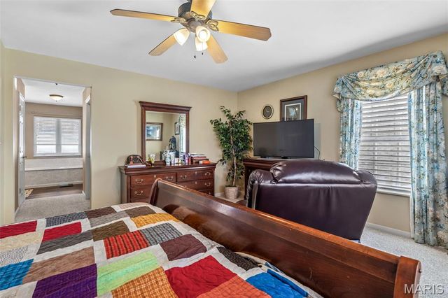 10 Crystal Lake Court, Festus, MO 63028