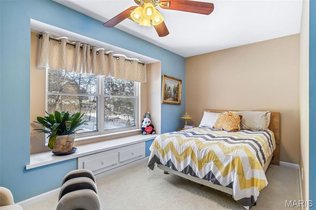 10 Crystal Lake Court, Festus, MO 63028