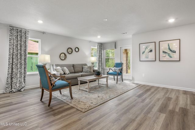 9422 Reserve Boulevard, Biloxi, MS 39532