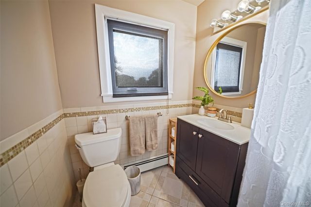 11 Susan Court, Deer Park, NY 11729