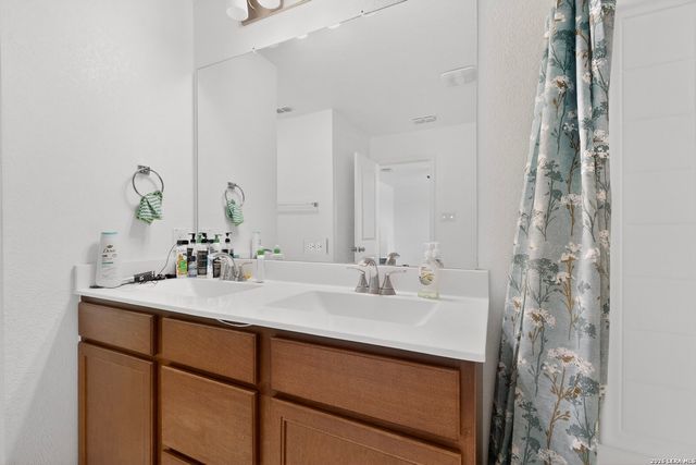 10643 W MILITARY DR UNIT 6, San Antonio, TX 78251