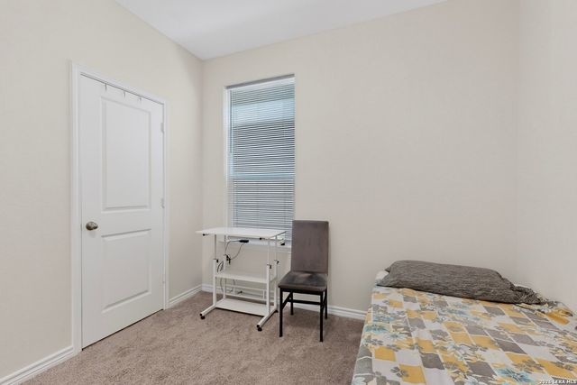 10643 W MILITARY DR UNIT 6, San Antonio, TX 78251