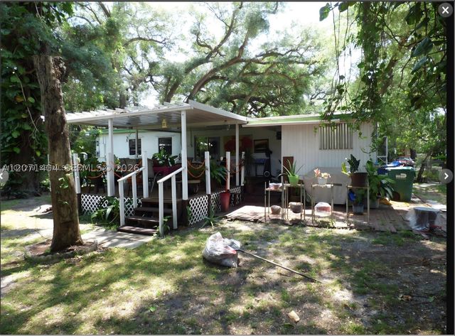 661 NE 164th Ter, Miami, FL 33162