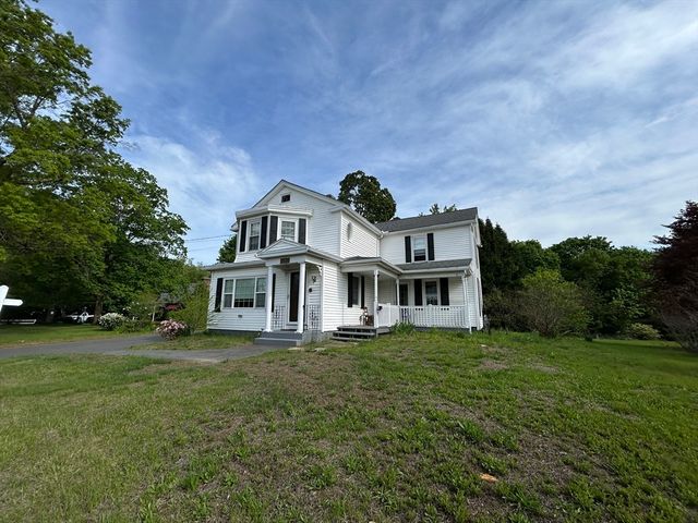88 South St, Agawam, MA 01001