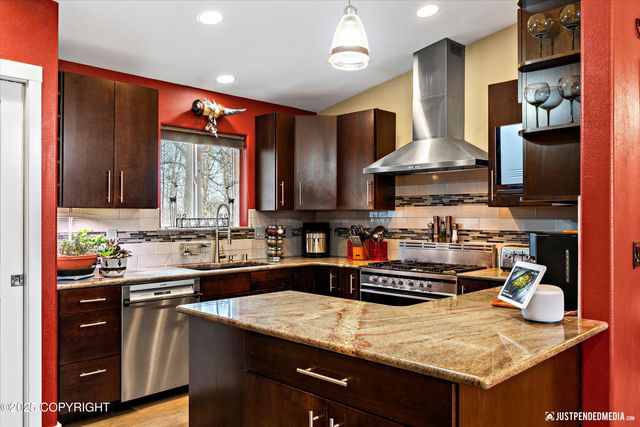 3872 N Charley Drive, Wasilla, AK 99654