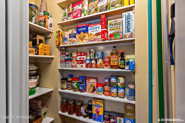 3872 N Charley Drive, Wasilla, AK 99654